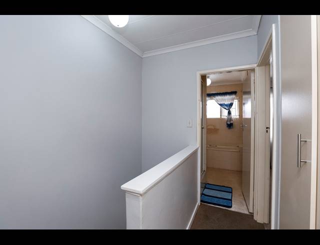 3 BEDROOM TOWNHOUSE FOR SALE IN GLENWOOD